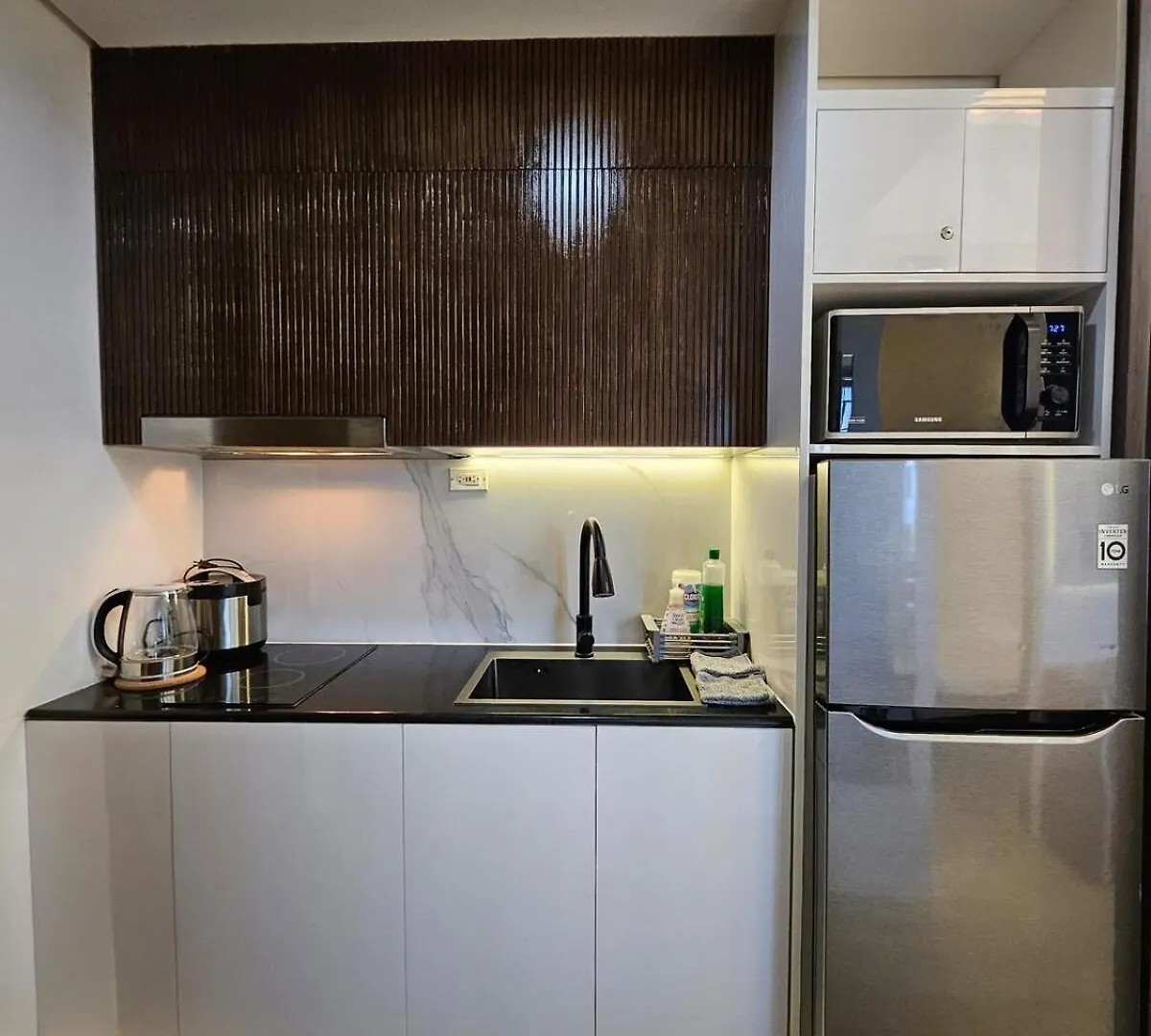 Condo In Coast Residences, Pasay City Manila Apartment